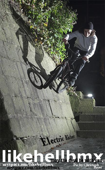 rich wallride in bt. pic by christoph bayer